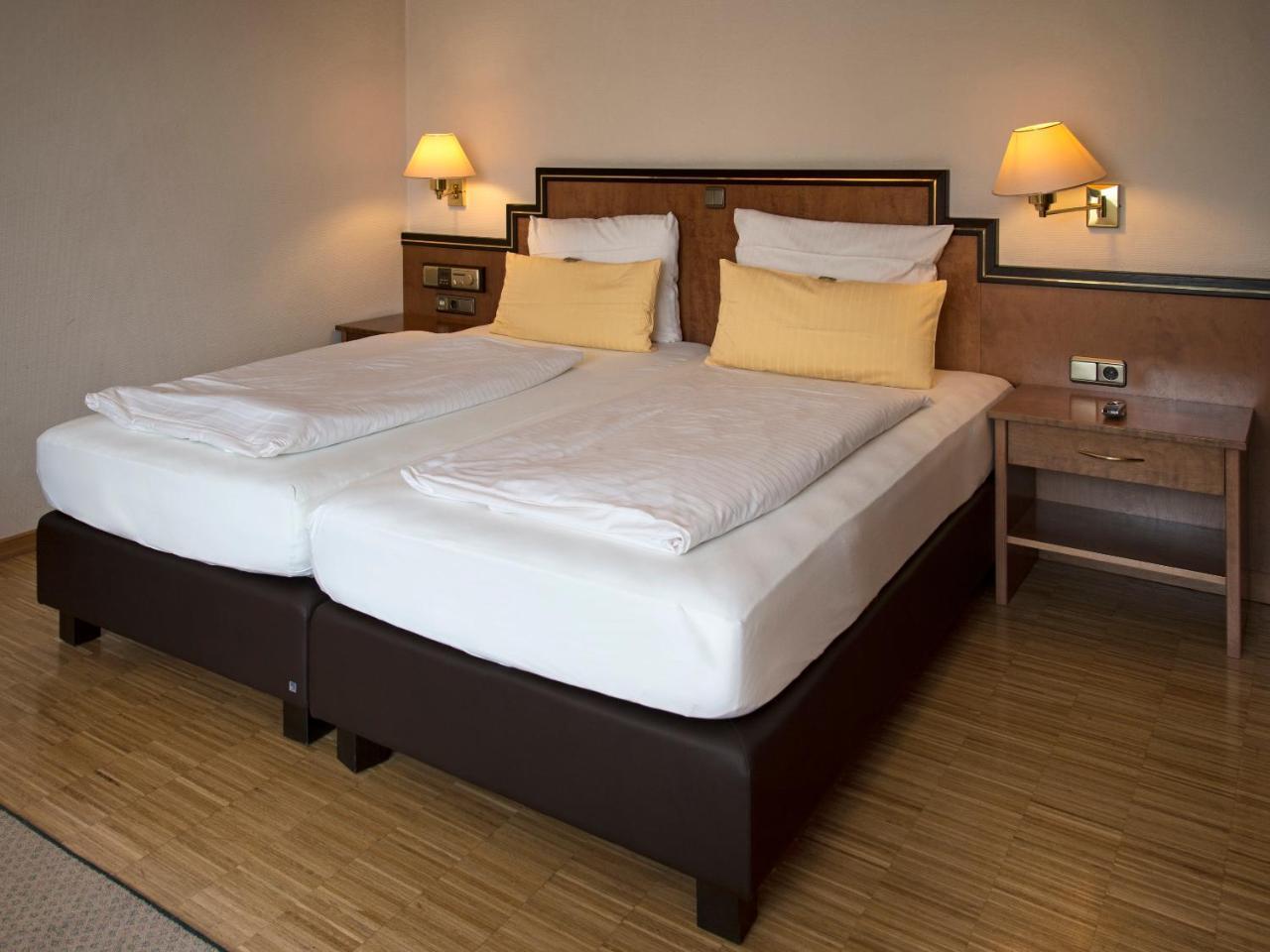 קרונברג אים טאונוס Posthaus Hotel Residenz מראה חיצוני תמונה